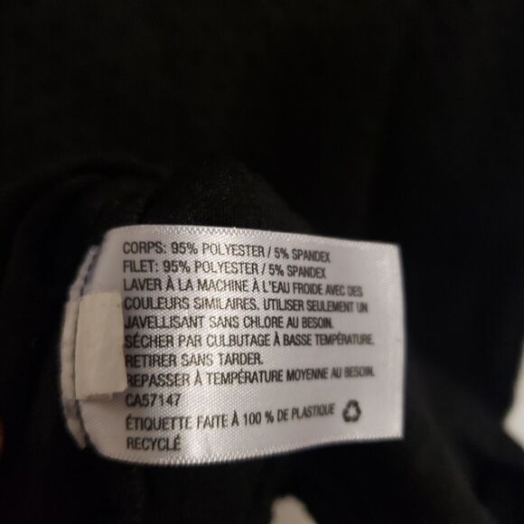 Ámbar Black Textured Dress with Transparent Cut Outs - Picture 6 of 11